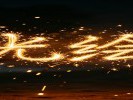 拍烟花棒光绘，用“光绘”模式写名字
