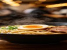 你手机的"人像模式"不是只能拍人——拍花、拍食物、拍杯子，效果一样惊艳